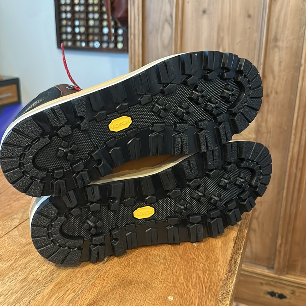 Moncler Peka Boots - Picture 6 of 10